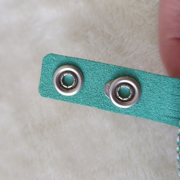 Swarovski Slake Wrap Bracelet Crystal Light Green Mint Excellent Condition - Picture 6 of 11